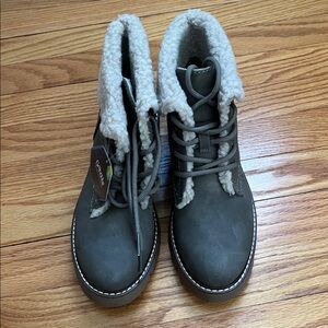 Sonoma women’s Faux Fur Boots